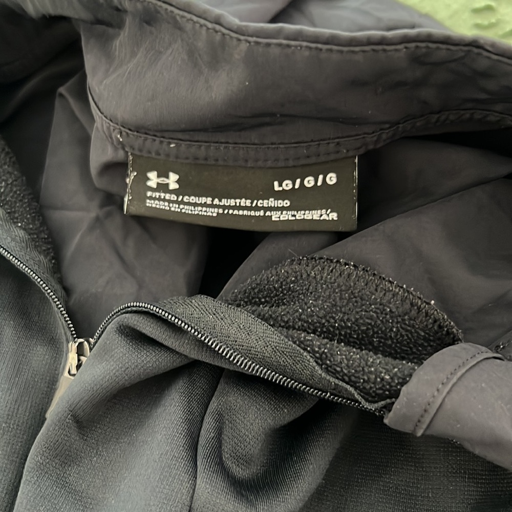 Under armour cold gear - Picture 3 of 4